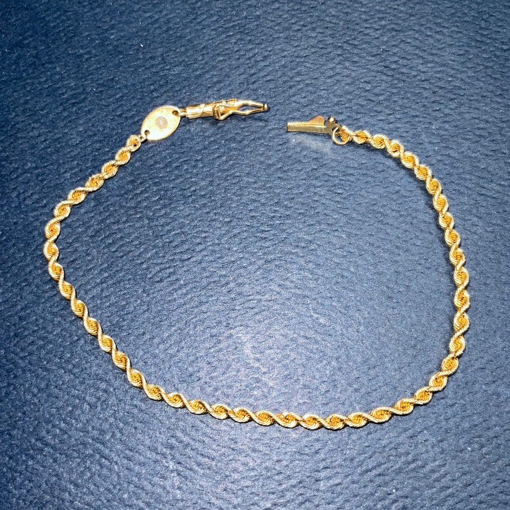 14K Gold Silk Rope Bracelet - Oro America 7 Inches 2 Grams  -approx. 2 m.m. Diam
